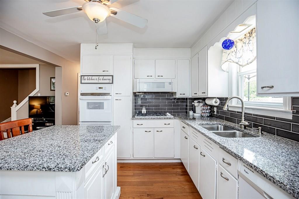 15 Violet Road Peabody, MA 01960 - Photo 9 of 30 Gallery Image 9