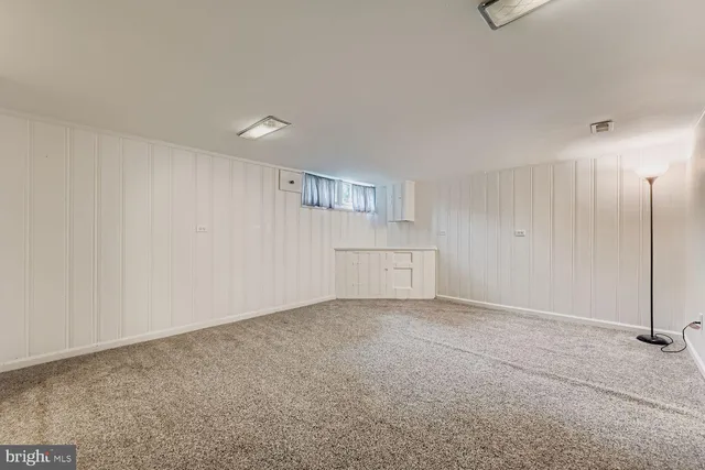 a view of empty room