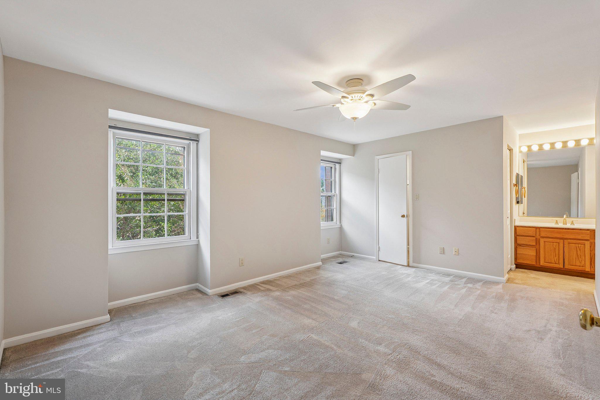 2917 Village Spring Lane Vienna, VA 22181 - Photo 14 of 37