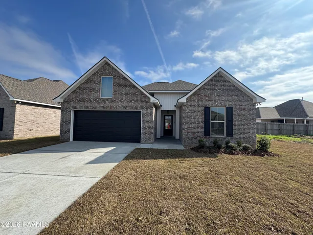 $246,978 | 103 Pierce Lane, Maurice, LA 70555