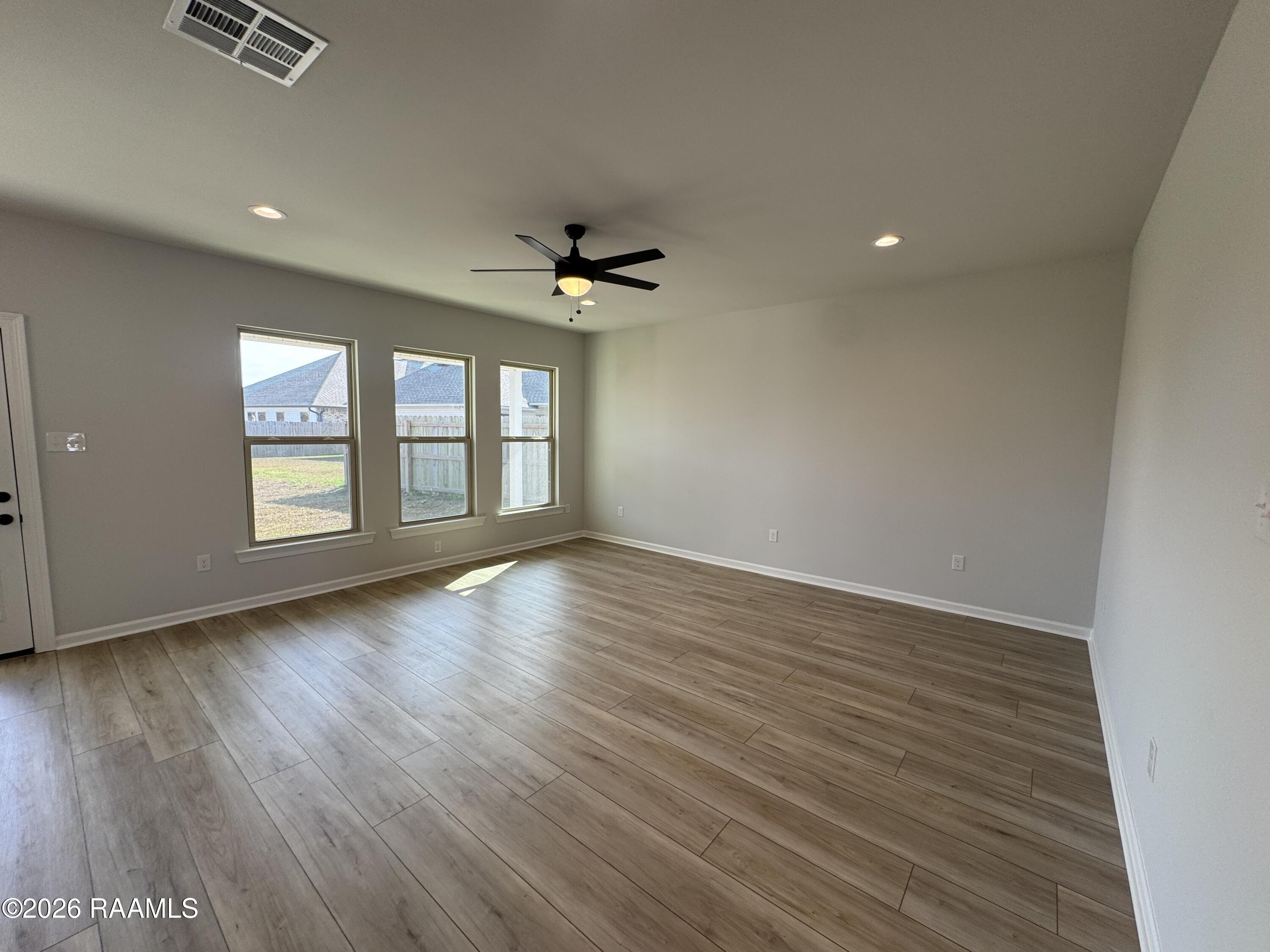103 Pierce Lane Maurice, LA 70555 - Photo 2 of 6 LIVING ROOM