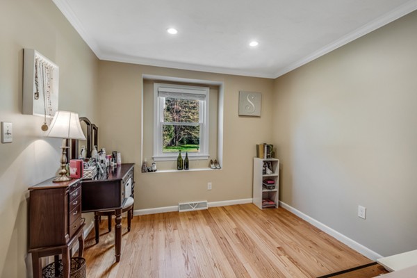 19 Ranlett Lane Billerica, MA 01821 - Photo 14 of 23 Gallery Image 14