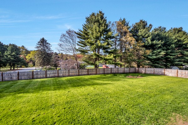 19 Ranlett Lane Billerica, MA 01821 - Photo 22 of 23 Gallery Image 22
