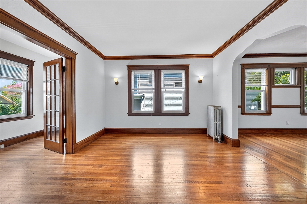 16-18 Russell Road Newton, MA 02458 - Photo 3 of 41 Gallery Image 3