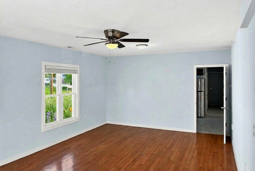 247 Pilgrim Avenue, Unit 2 Worcester, MA 01604 - Photo 2 of 15