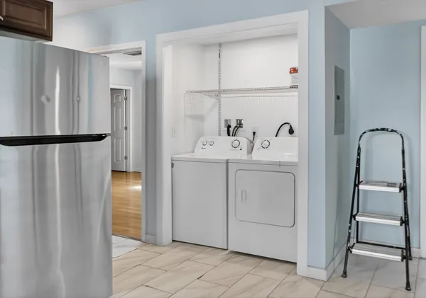 $2,700 | 247 Pilgrim Avenue, Unit 2, Worcester, MA 01604