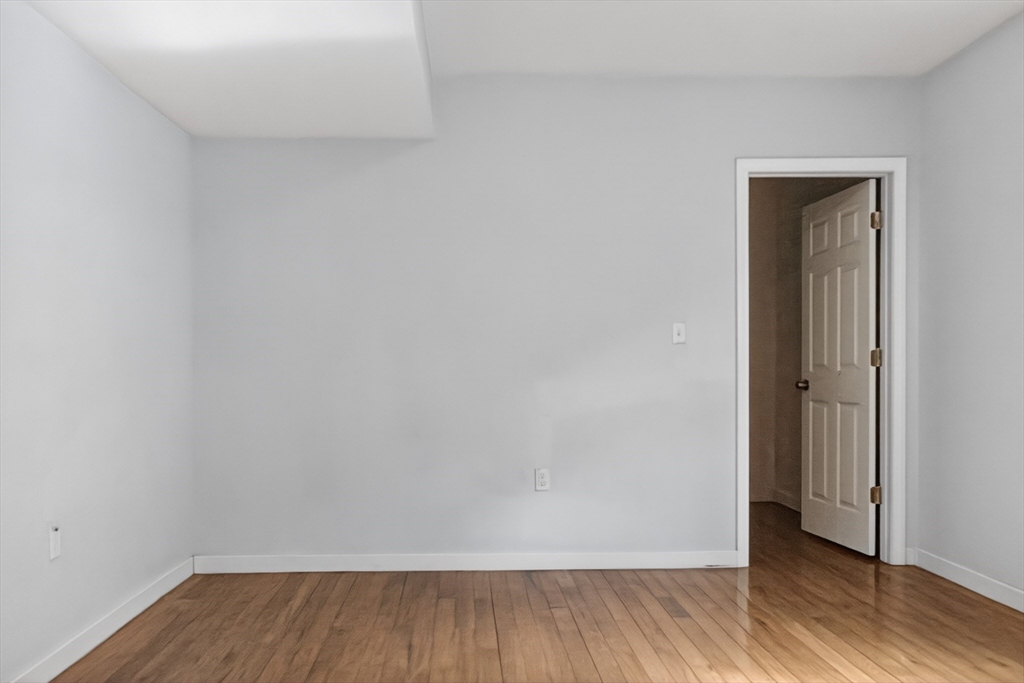 247 Pilgrim Avenue, Unit 2 Worcester, MA 01604 - Photo 10 of 15