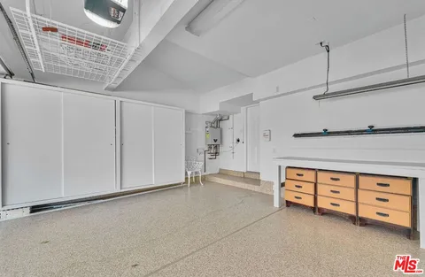 $2,100,000 | 4724 Park Jacaranda, Calabasas, CA 91302