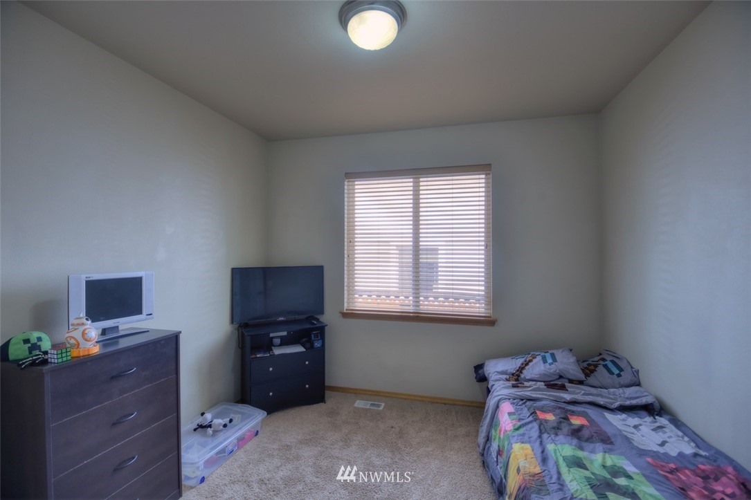 7080 Radius Loop Southeast Lacey, WA 98513 - Photo 20 of 24 Gallery Image 20