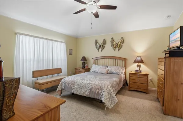 $330,000 | 31950 Stillmeadow Drive, Wesley Chapel, FL 33543