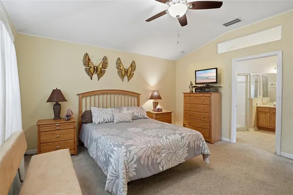 $330,000 | 31950 Stillmeadow Drive, Wesley Chapel, FL 33543