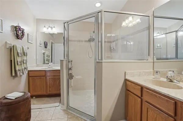 $330,000 | 31950 Stillmeadow Drive, Wesley Chapel, FL 33543