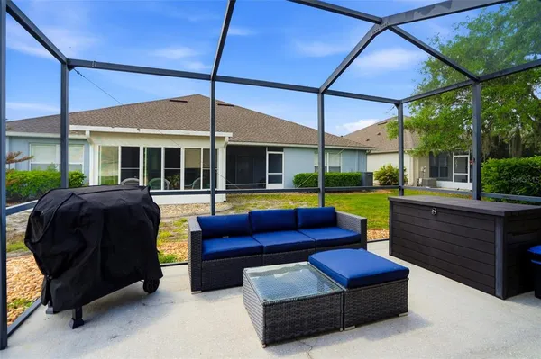 $330,000 | 31950 Stillmeadow Drive, Wesley Chapel, FL 33543