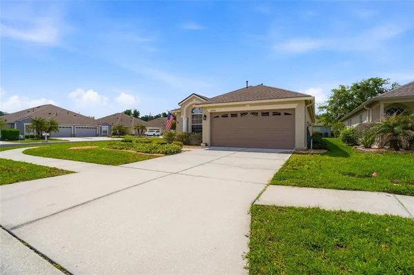 $330,000 | 31950 Stillmeadow Drive, Wesley Chapel, FL 33543