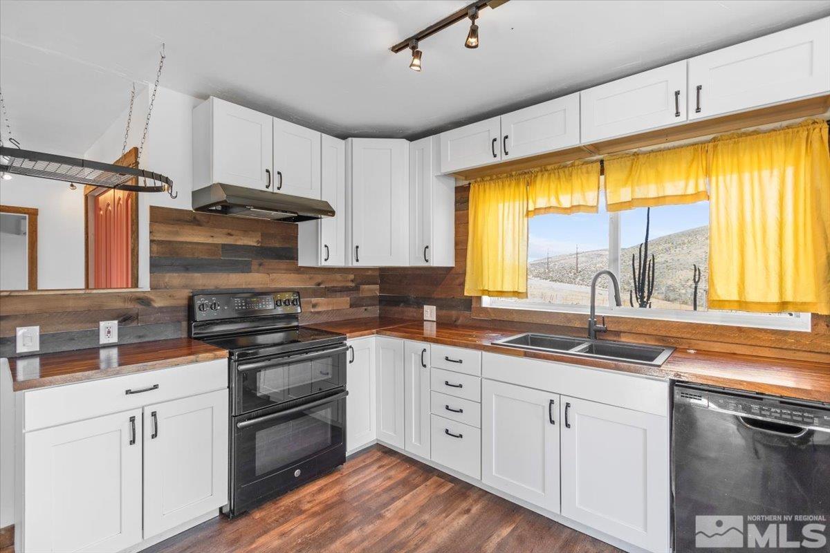 11055 Longview Lane Reno, NV 89506 - Photo 10 of 40 Photo 10