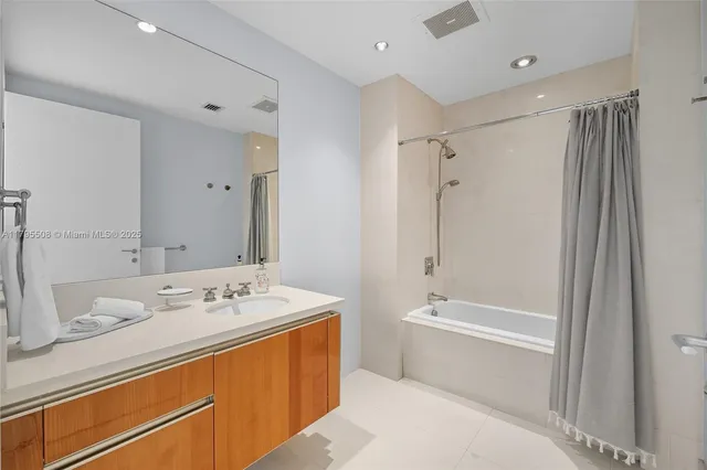 $36,000 | 7141 Fisher Island Drive, Unit 7141, Miami Beach, FL 33109