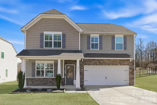 $469,950 | 2870 Shale Drive, Davidson, NC 28036