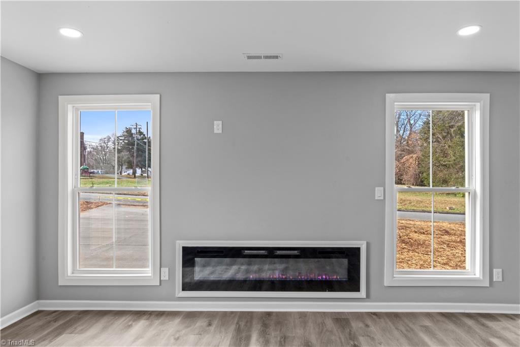 2903 Old Greensboro Road Winston-Salem, NC 27101 - Photo 8 of 38