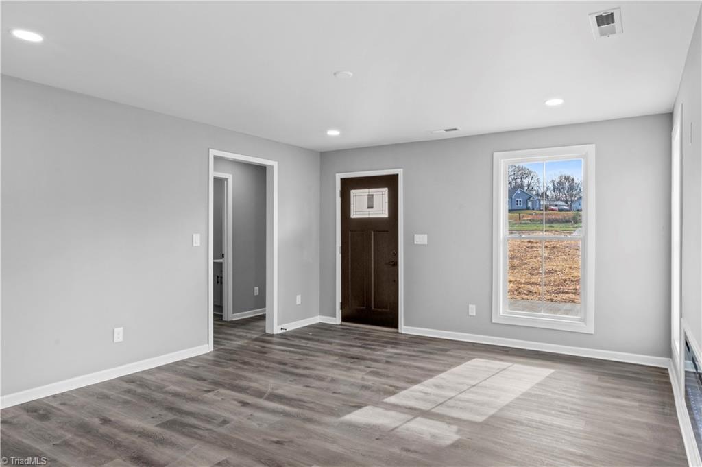 2903 Old Greensboro Road Winston-Salem, NC 27101 - Photo 10 of 38