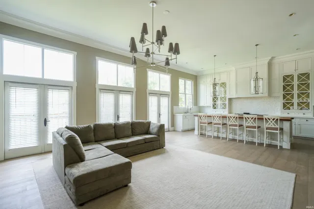 $1,152,000 | 431 East 10th Street, Bloomington, IN 47408