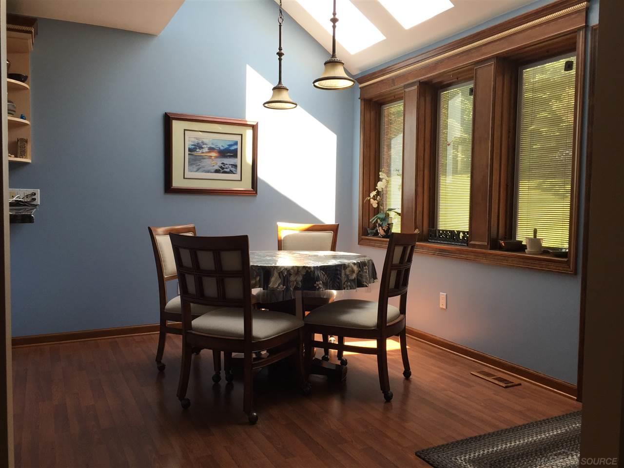 2070 Reagan Drive Rochester Hills, MI 48309 - Photo 7 of 28
