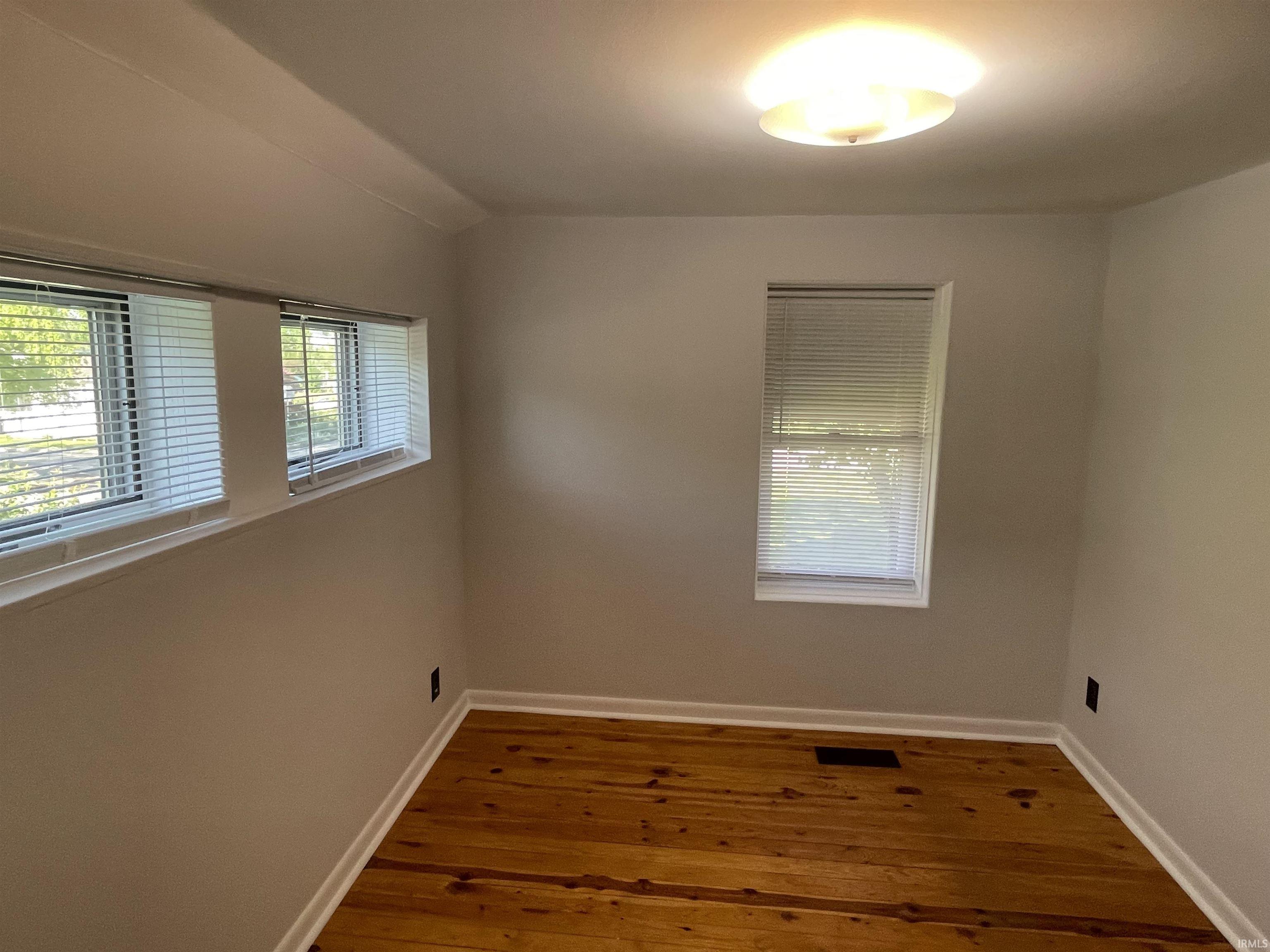 620 West Dixie Street Bloomington, IN 47403 - Photo 21 of 27