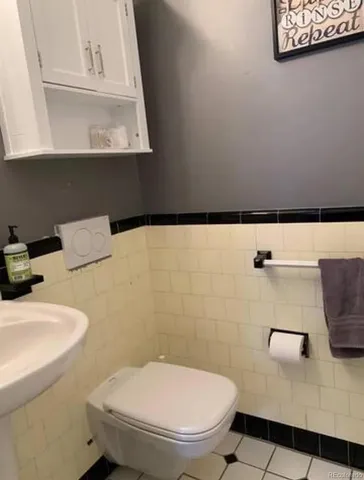 $2,650 | 5607 East 14th Avenue, Denver, CO 80220