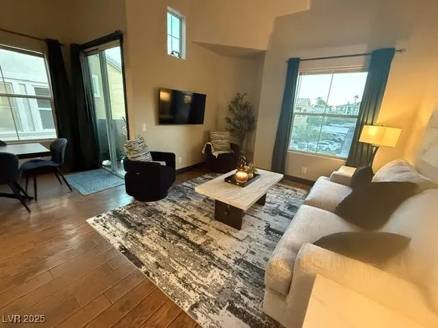 $2,400 | 8777 West Maule Avenue, Unit 2167, Las Vegas, NV 89148