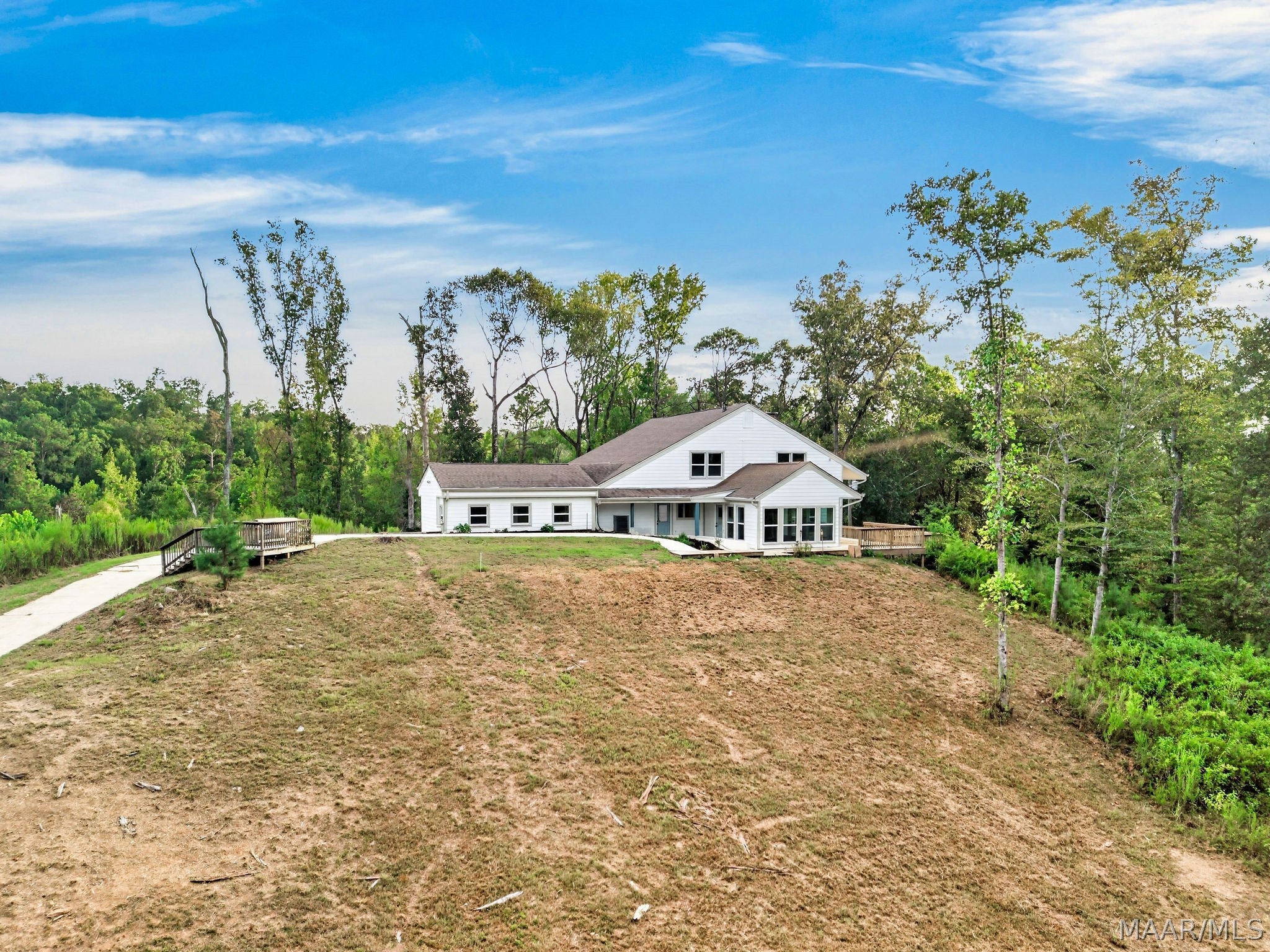 400 Harrogate Springs Road Wetumpka, AL 36093 - Photo 3 of 45 Gallery Image 3