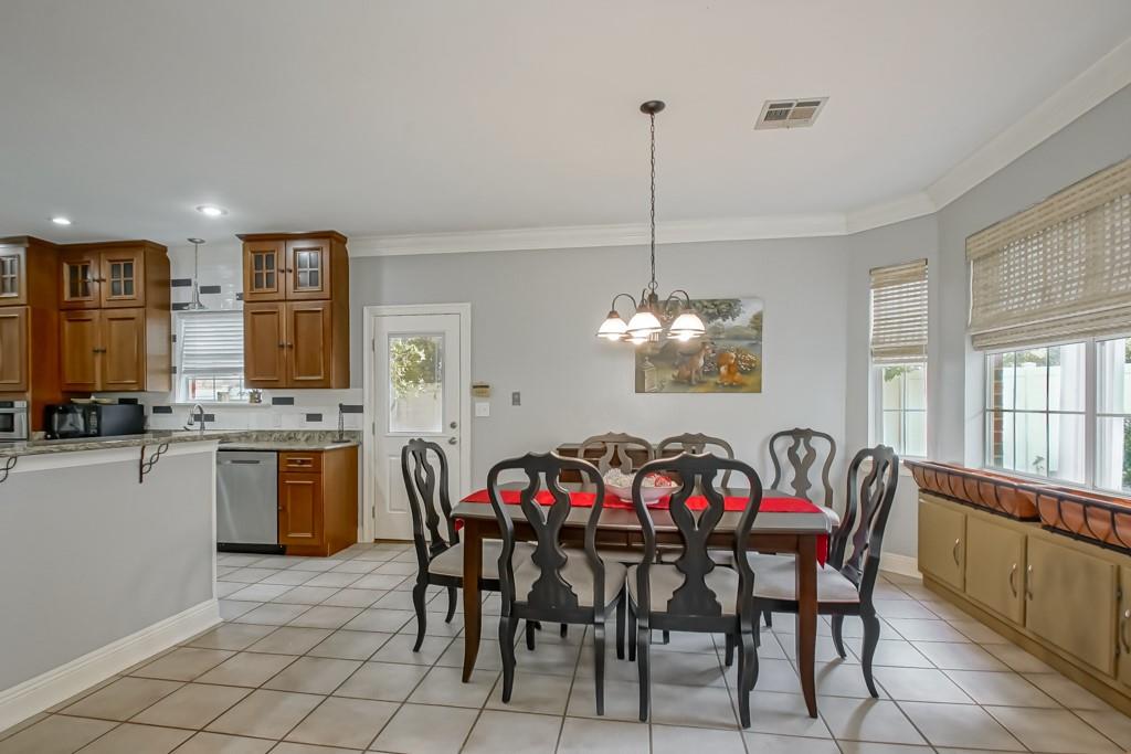 8700 Rosecrest Lane River Ridge, LA 70123 - Photo 14 of 35