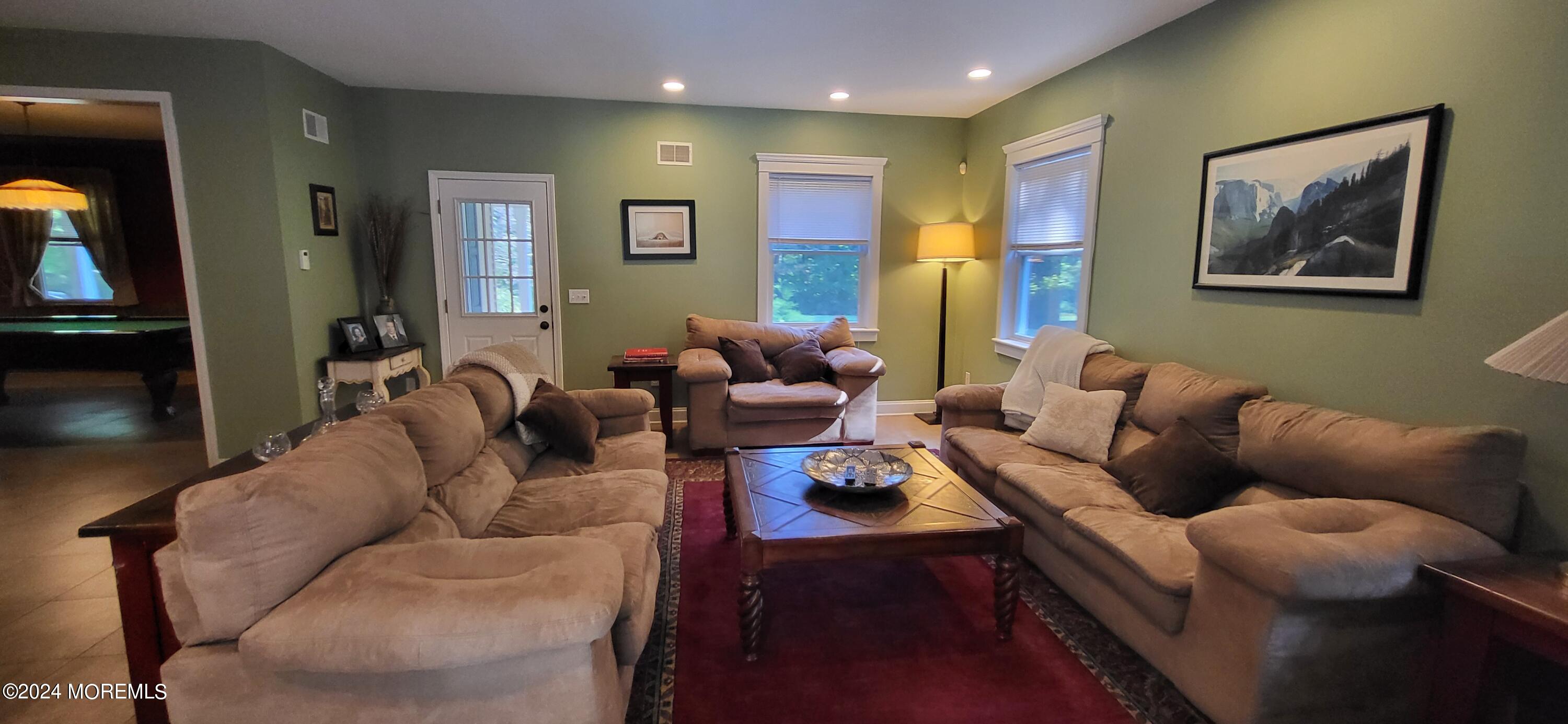 85 Megill Road Farmingdale, NJ 07727 - Photo 11 of 48 LR