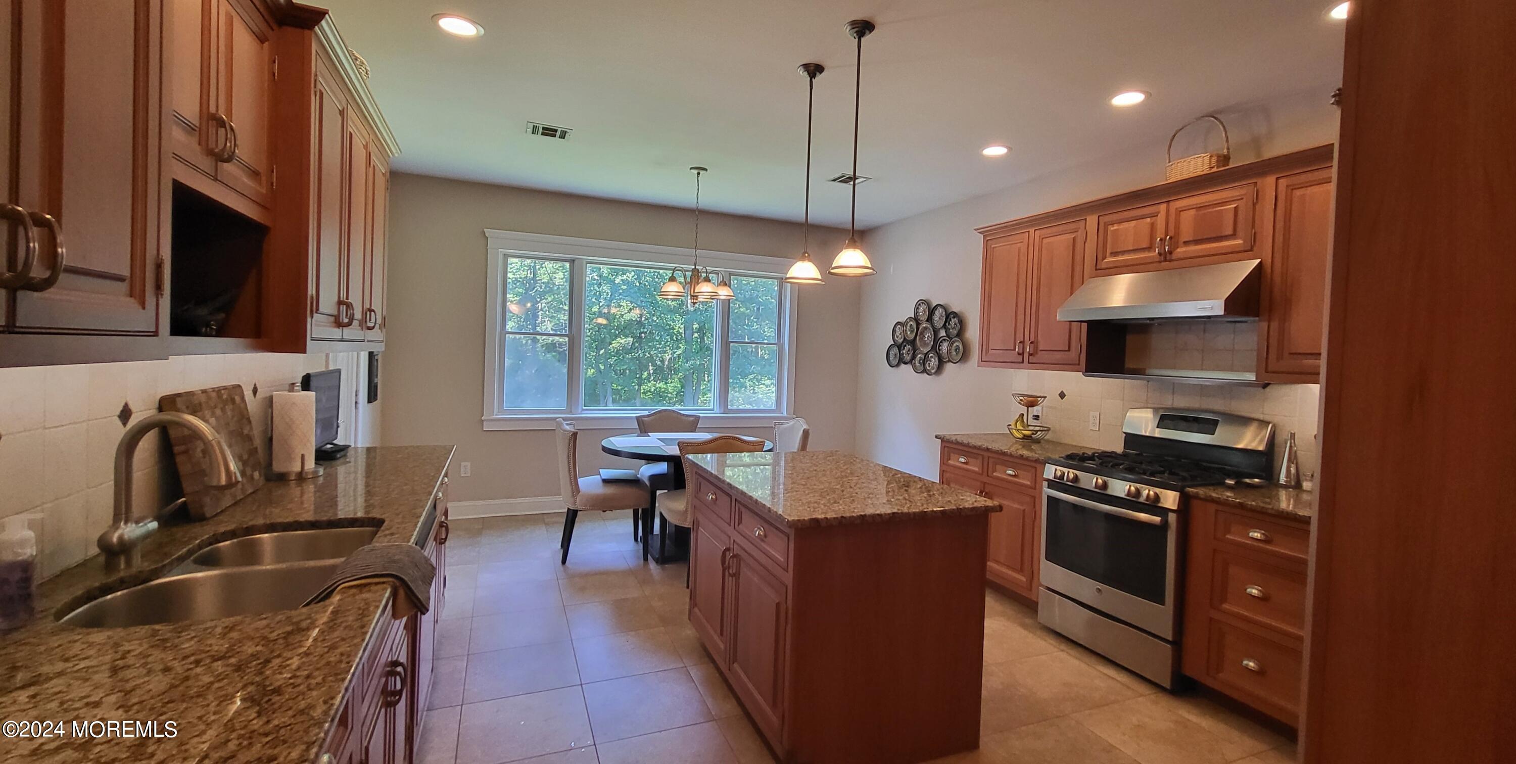 85 Megill Road Farmingdale, NJ 07727 - Photo 3 of 48 KITCHEN