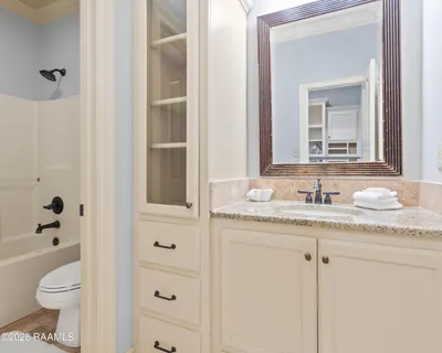 $427,000 | 305 Breemen Circle, Lafayette, LA 70508