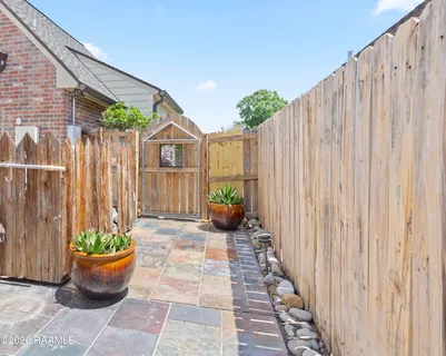 $427,000 | 305 Breemen Circle, Lafayette, LA 70508