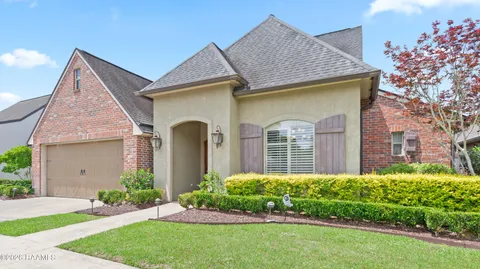 $427,000 | 305 Breemen Circle, Lafayette, LA 70508