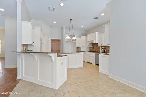 $427,000 | 305 Breemen Circle, Lafayette, LA 70508