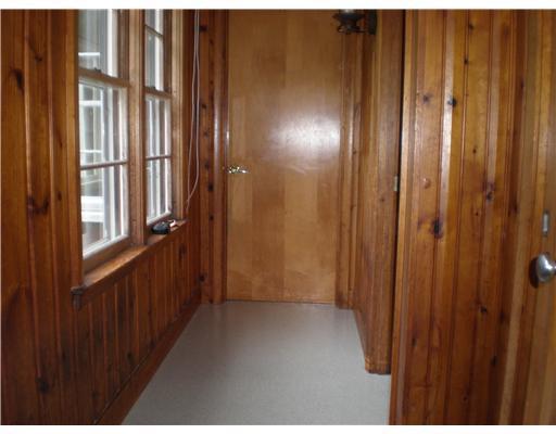 10 Old County Road Windham, ME 04062 - Photo 6 of 9 Other. Pine Breezeway