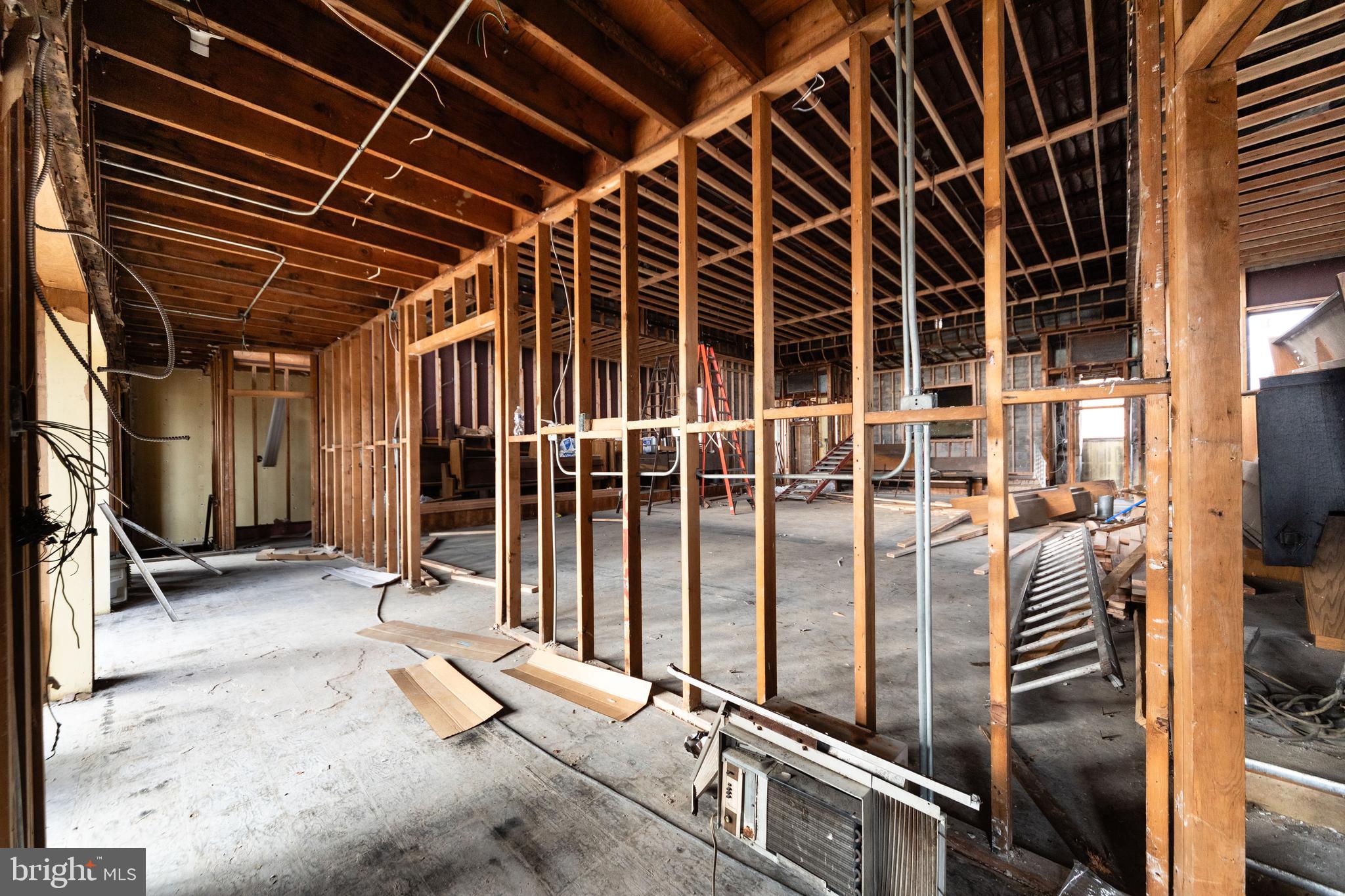 7505 Brookhaven Road Philadelphia, PA 19151 - Photo 9 of 17