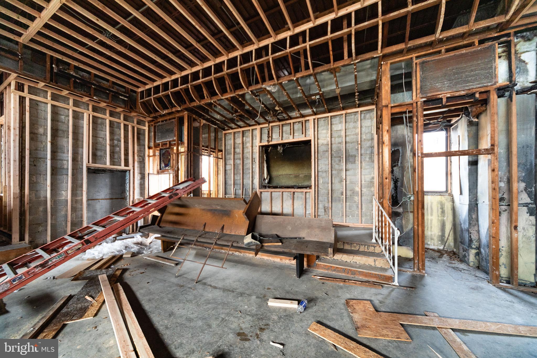 7505 Brookhaven Road Philadelphia, PA 19151 - Photo 12 of 17