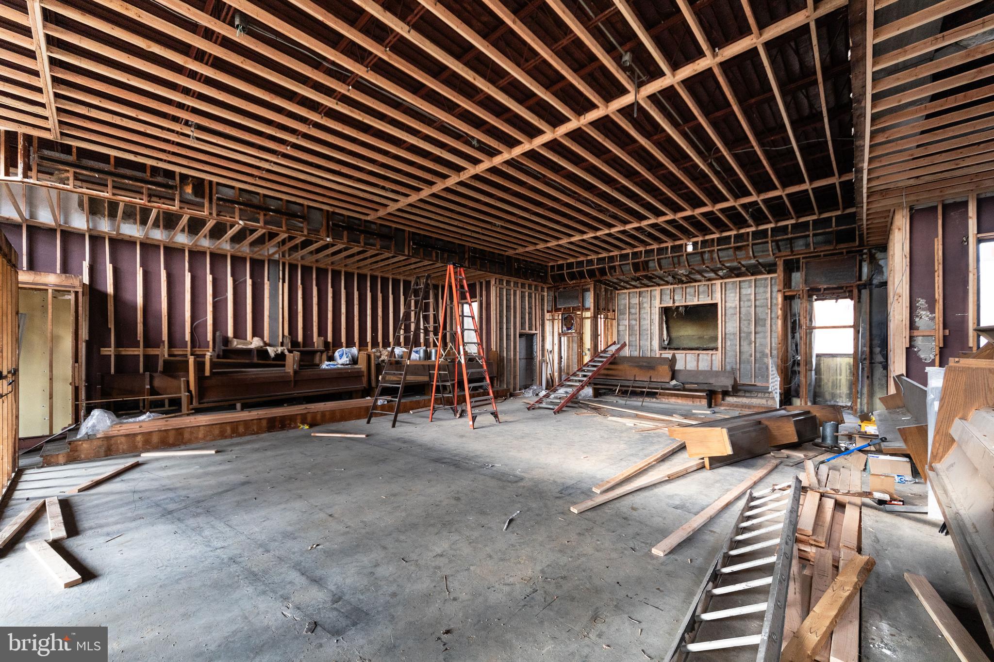 7505 Brookhaven Road Philadelphia, PA 19151 - Photo 4 of 17