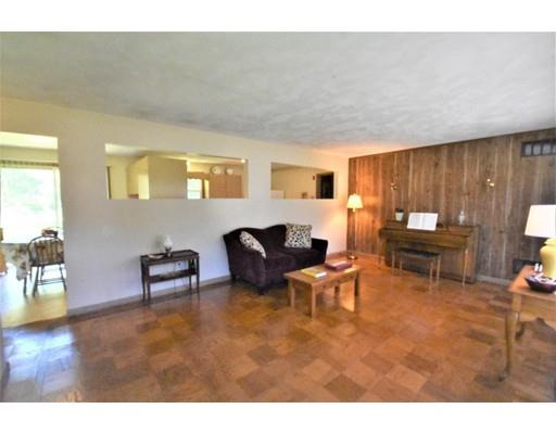 13 Walker Road Beverly, MA 01915 - Photo 4 of 16 Gallery Image 4