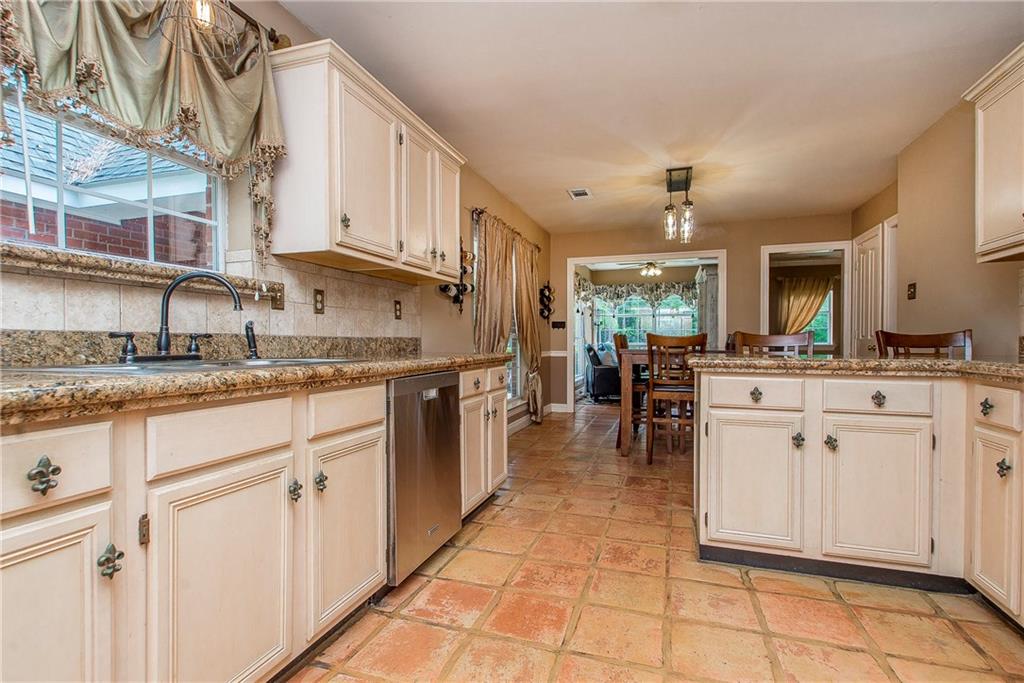 23060 Nelita Road Mandeville, LA 70471 - Photo 11 of 30 Gallery Image 11
