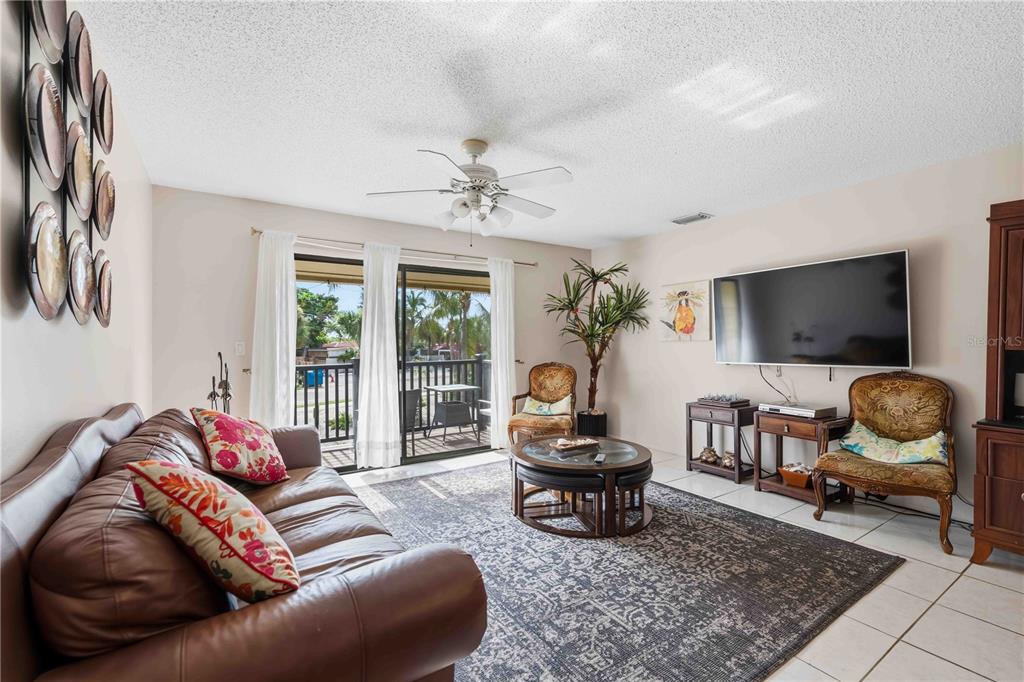 9034 Midnight Pass Road, Unit 6 Sarasota, FL 34242 - Photo 18 of 38 Gallery Image 18