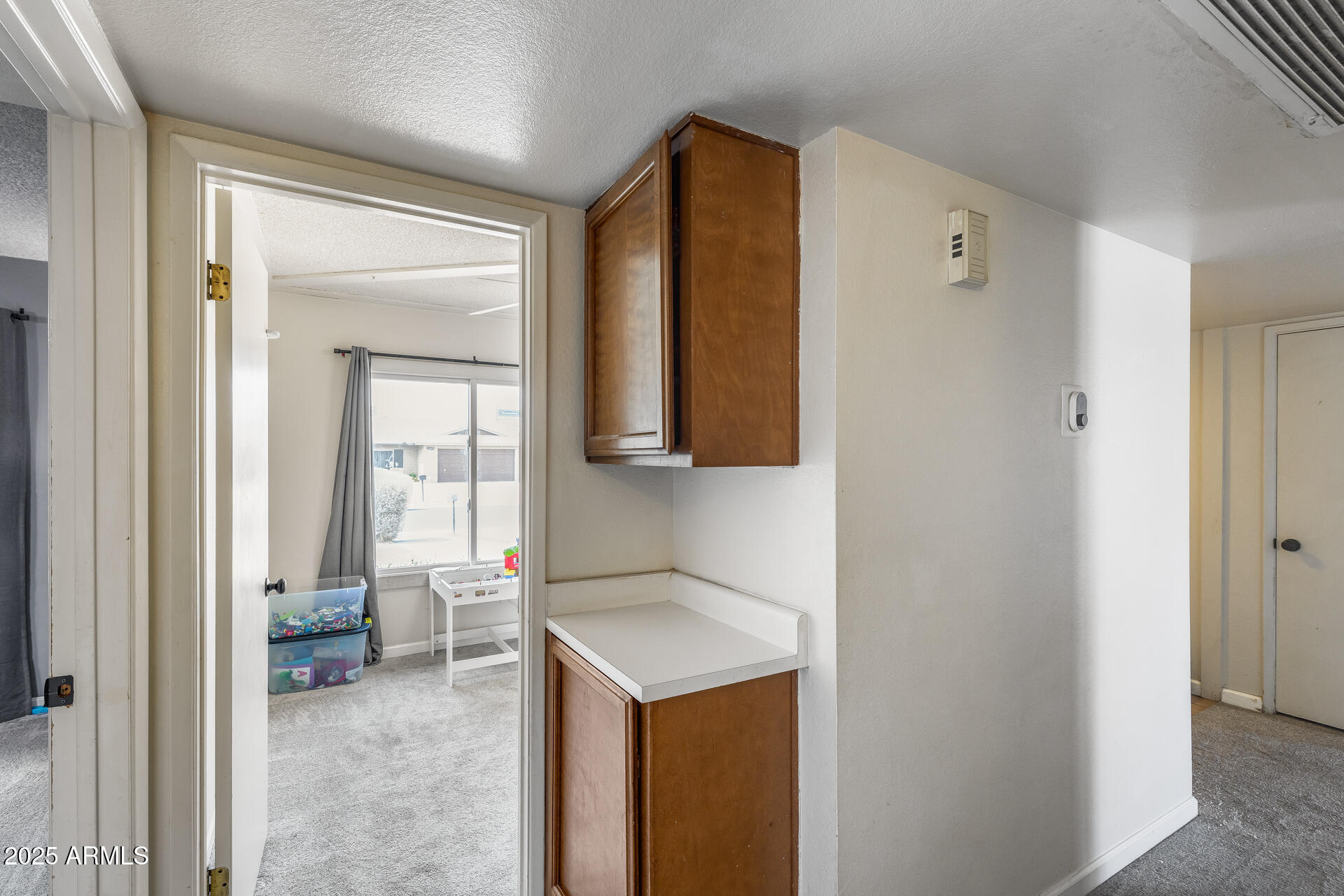 3844 West Calavar Road Phoenix, AZ 85053 - Photo 11 of 37