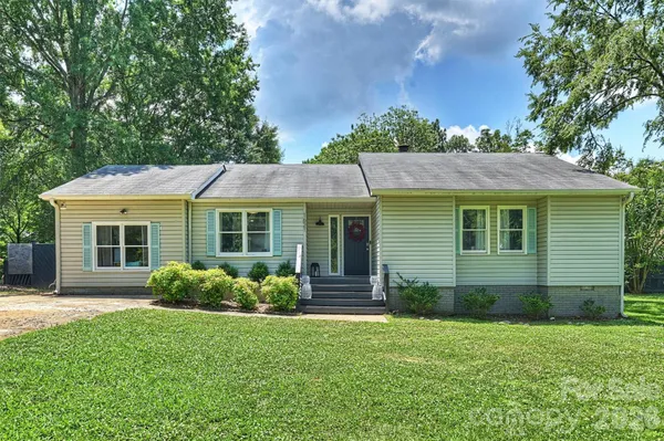 $475,000 | 1621 Brook Drive, Fort Mill, SC 29708