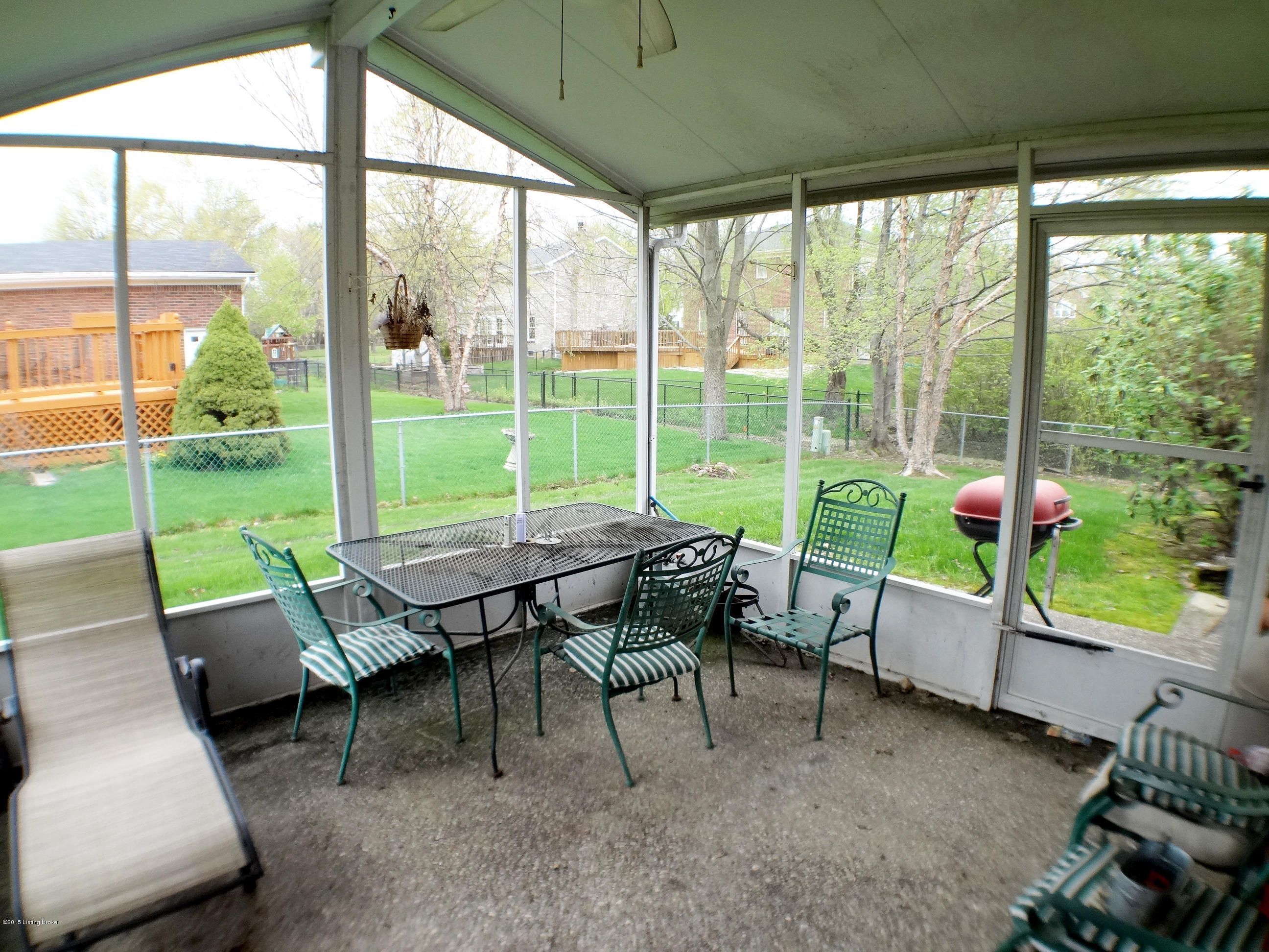 8901 Acushnet Road Louisville, KY 40242 - Photo 32 of 35 Screened patio