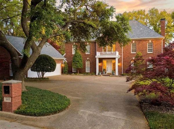 $975,000 | 1605 Mariah Bay Circle, Rockwall, TX 75032