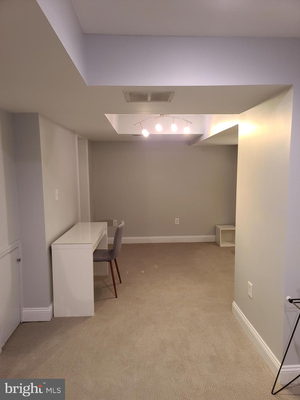 5507 Jordan Road Bethesda, MD 20816 - Photo 11 of 20