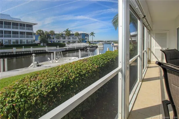 $2,100 | 1858 Southwest Palm City Road, Unit 103, Stuart, FL 34994