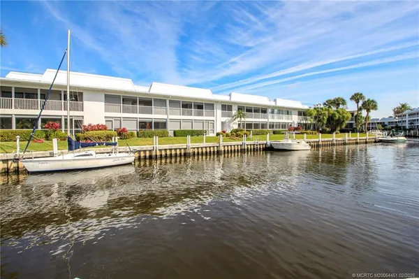 $2,100 | 1858 Southwest Palm City Road, Unit 103, Stuart, FL 34994